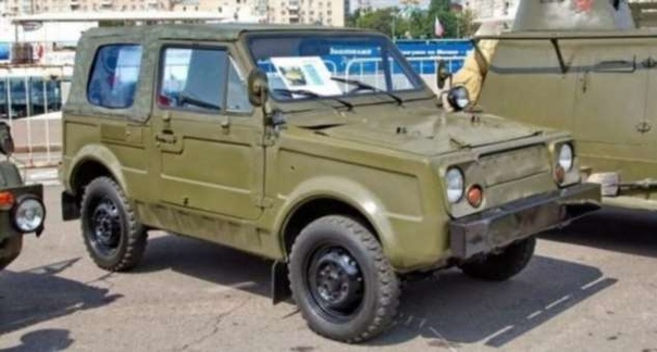 Советская автомобильная отрасль всегда тесно сотрудничала с оборонной промышленностью, поставляя ей машины самого разного типа Вот только легендарный ВАЗ эта практика долгое время не касалась. И