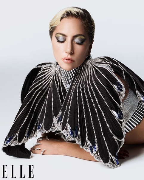 Леди Гага рассказала о фиктивном романе с Брэдли Купером и пережитом насилии: "У меня посттравматический синдром" 