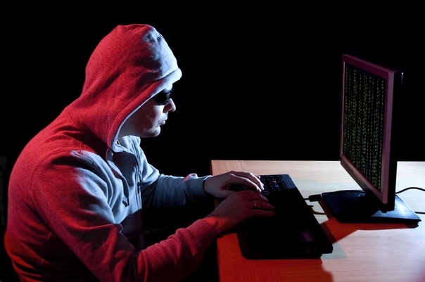 Хакеры Молодежная субкультура хакеры является одной из самых молодых направлений нашего тысячелетия. Как правило, это люди (юноши и лица до 30 лет), которые виртуозно владеют компьютерами. По