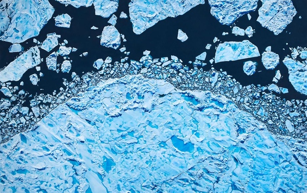 Реалистичные ледниковые ландшафты в пастельных картинах Зарии Форман Объектом внимания художника Зарии Форман (Zaria Forman), рисующей пастелью, являются ледники. Бруклинская художница