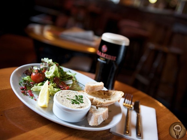Кухня и рестораны Дублина Главная гастрономическая достопримечательность города ирландское рагу. Не то суп, не то второе блюдо, изготовленное практически по рецепту из британской нетленки «Трое