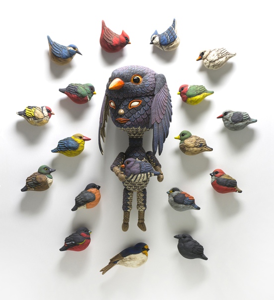 Гибридные скульптуры человека и птицы от Кельвина Ма