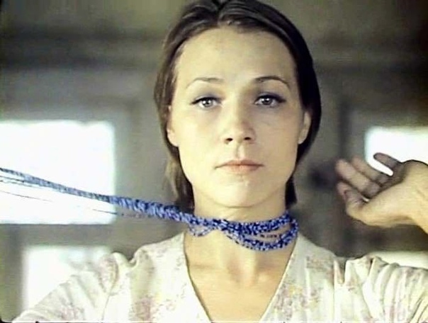 Нина Русланова, сегодня ее день рождения В каком фильме она вам больше запомнилась .Спасибо за и подписку.Ее называли «главным подкидышем советского кино» брошенная родителями, она выросла в