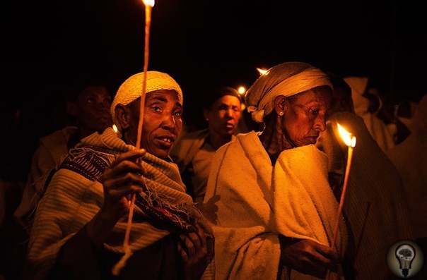 РОЖДЕСТВО В ЛАЛИБЭЛЕ. Ч.-1 Фоторепортаж из эфиопского Иерусалима.Эфиопскую Лалибэлу называют африканским Иерусалимом. Город ведет свою историю с XII века, а сама Эфиопия стала христианской еще