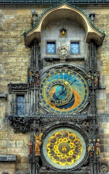 Загадка пражских часов Наверное, нет в Праге более мистического и леденящего кровь символа средневековья, чем астрономические часы. Это удивительное творение хранит в себе страшную историю