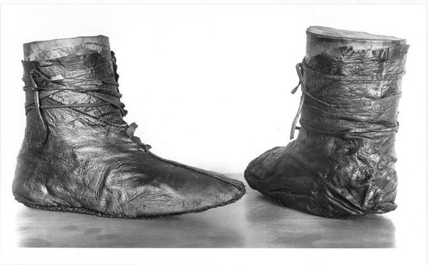 Норвежская обувь из погребения корабля Осеберг в Норвегии