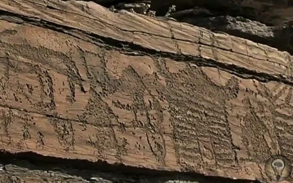 Древние рисунки Хакасии, которые можно заметить утром или на закате петроглифы на хребте Бояры Впервые интересная группа петроглифов в Хакасии на «священном» хребте Бояры, была обнаружена