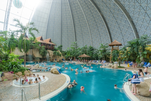 Аквапарк в Берлине Tropical Islands  крупнейший крытый аквапарк в мире 